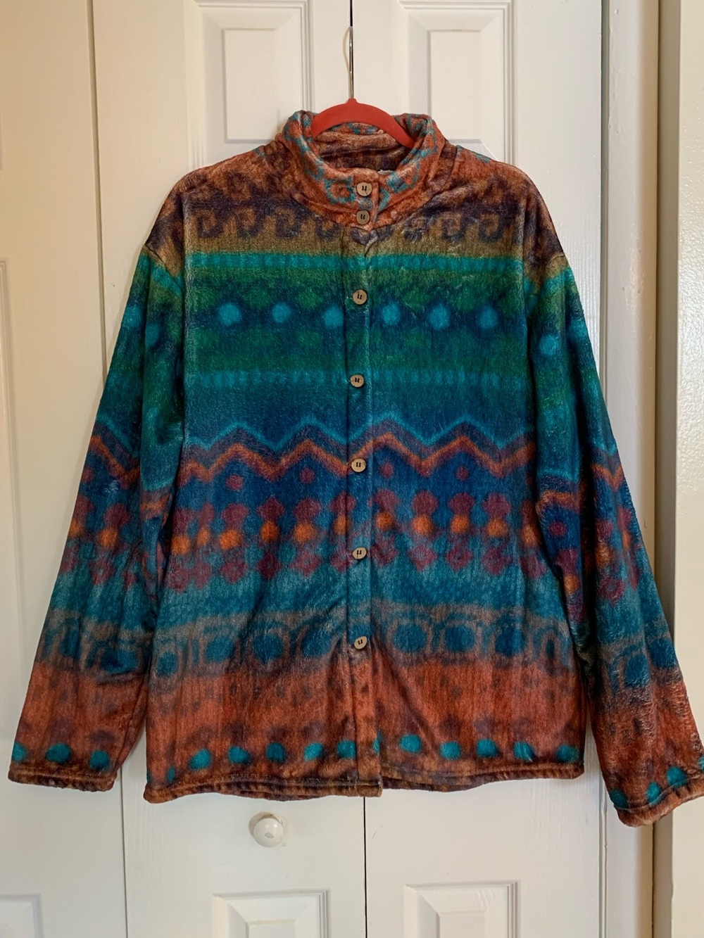 Super Soft Patterned Women's Button-Front Fleece Jacket